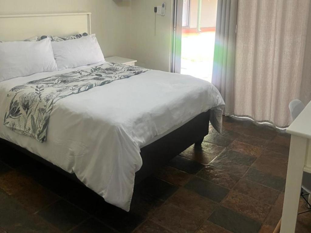 Karee Guesthouse Thabazimbi Δωμάτιο φωτογραφία